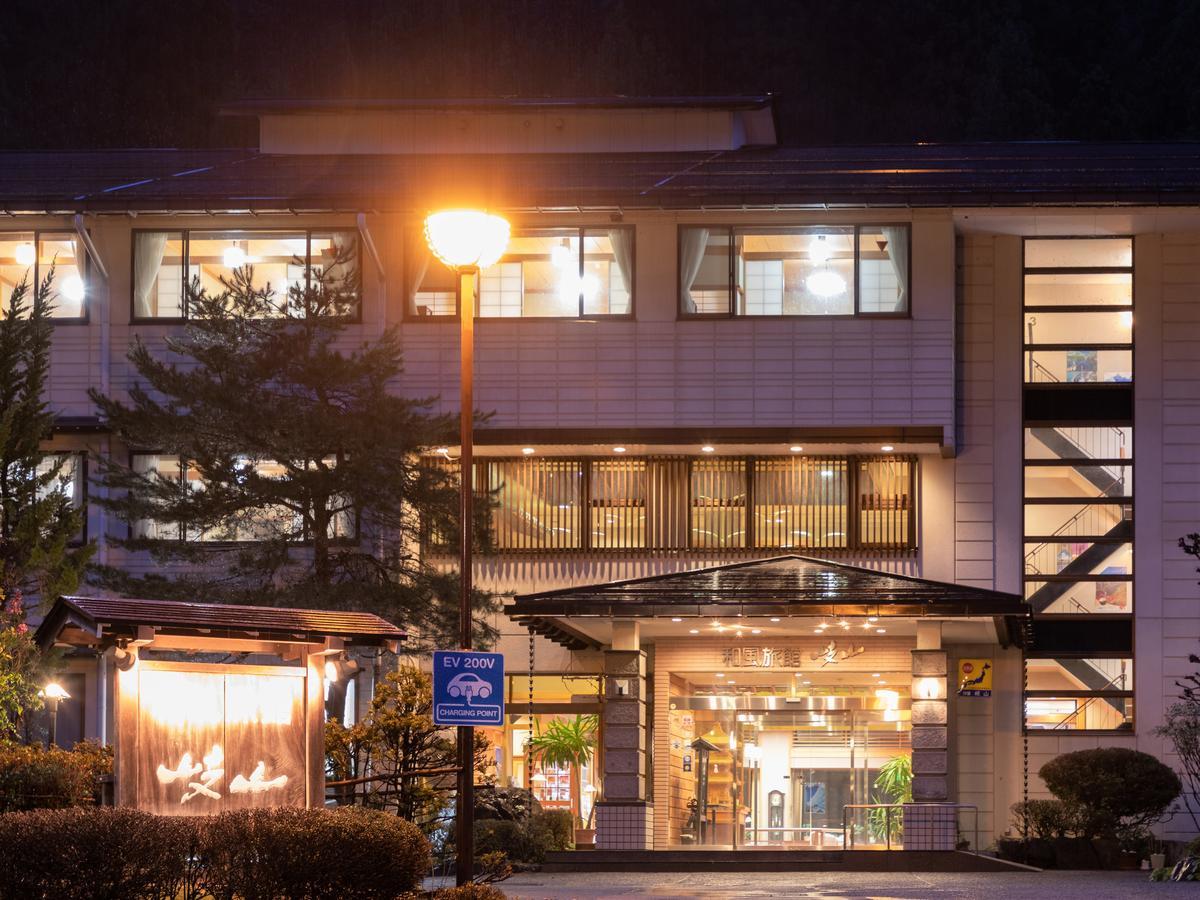 Ryokan Gizan Hotel Takayama  Exterior photo